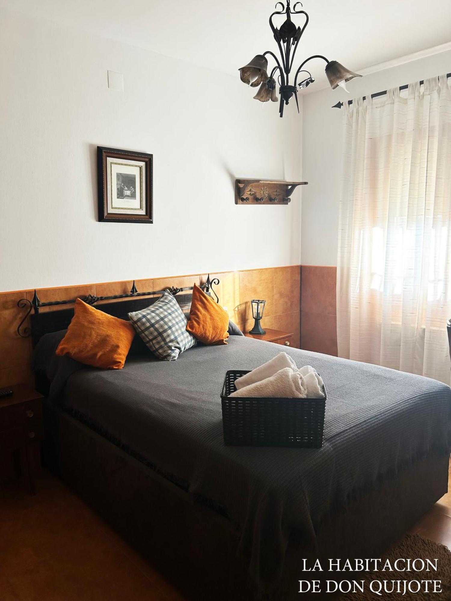 Casa Rural Compartida Casa De La Mancha 莫塔德尔库埃尔沃 外观 照片