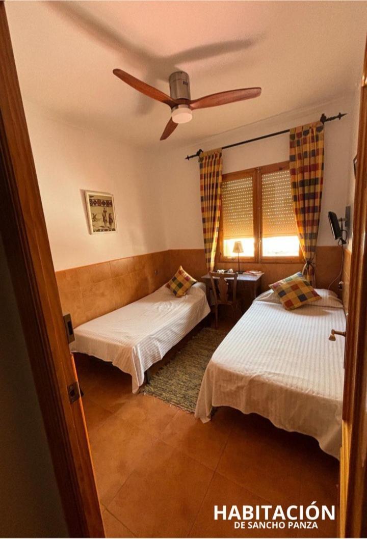 Casa Rural Compartida Casa De La Mancha 莫塔德尔库埃尔沃 外观 照片